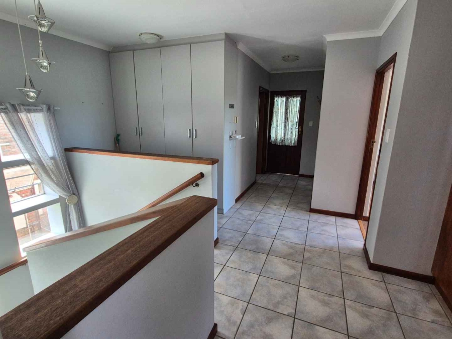 5 Bedroom Property for Sale in Tergniet Western Cape